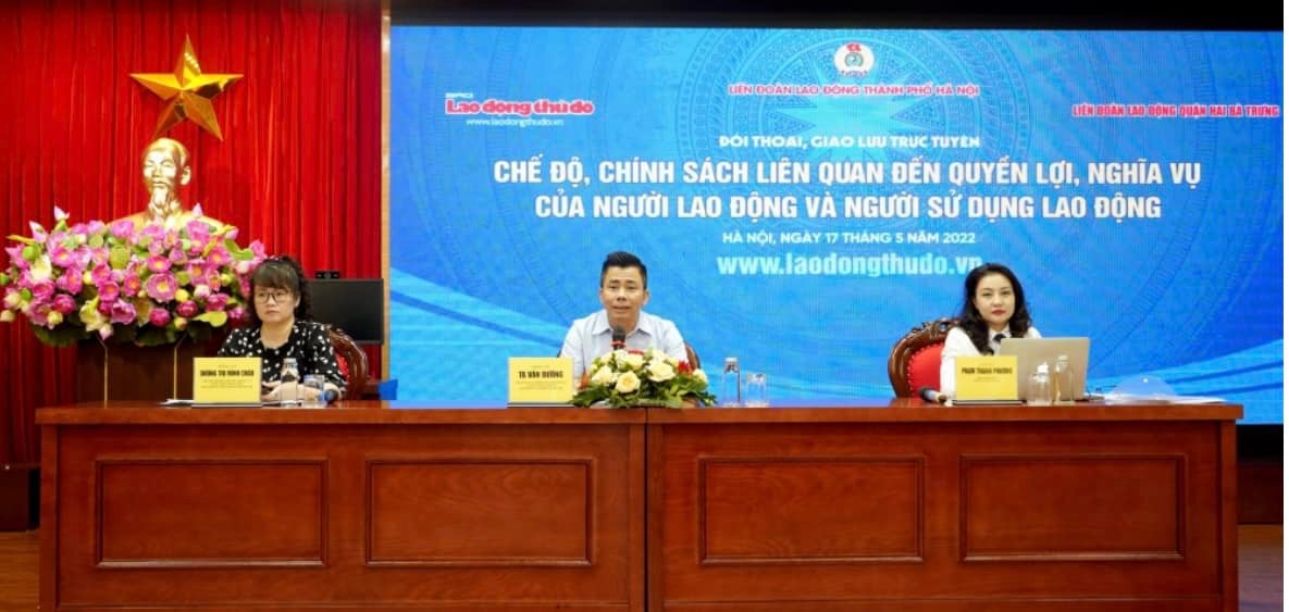 Giao lưu trực tuyến với chủ đề 