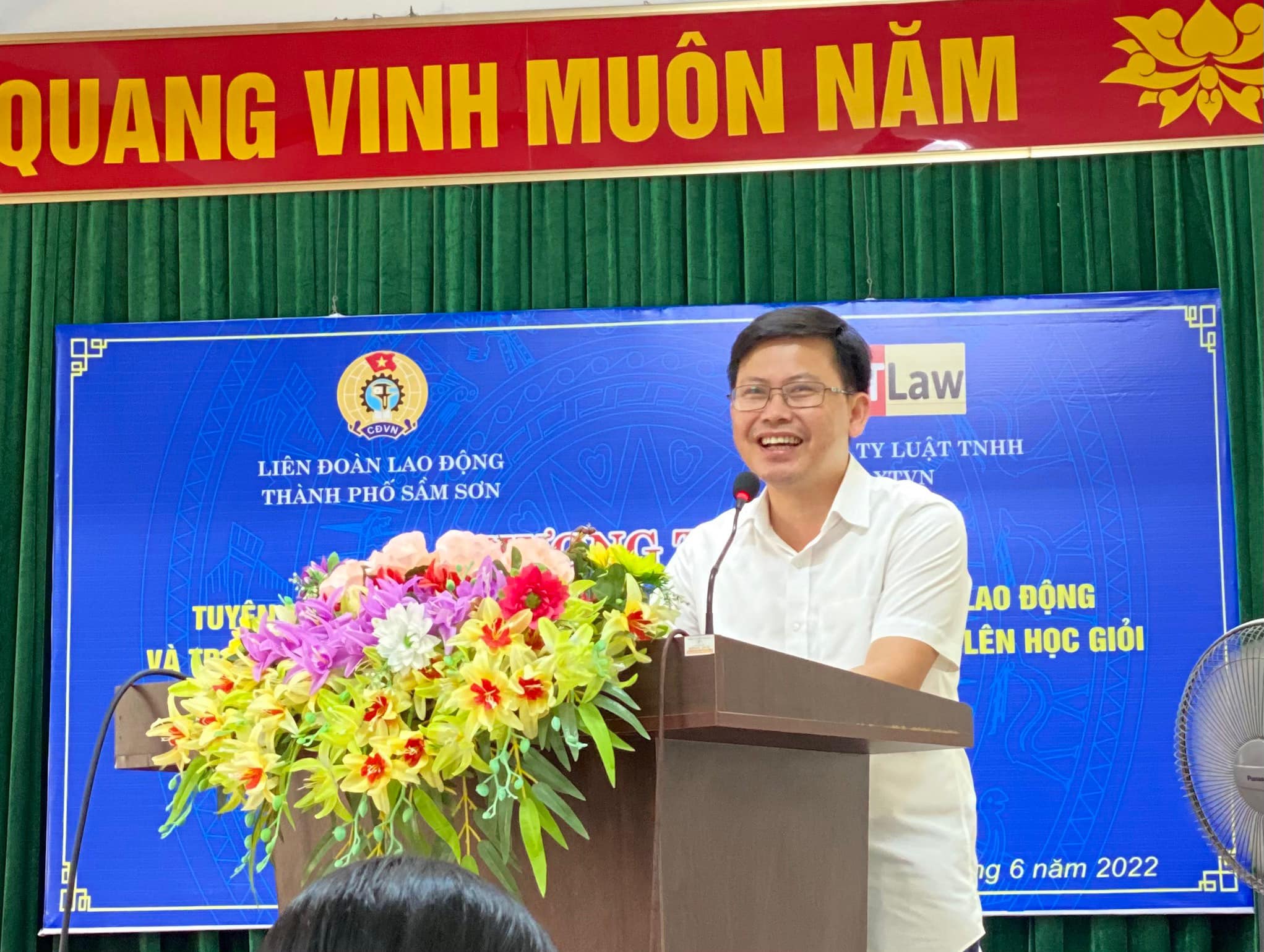 Chương trình tuyên truyền, phổ biến và tư vấn pháp luật cho đoàn viên, công nhân viên chức lao động