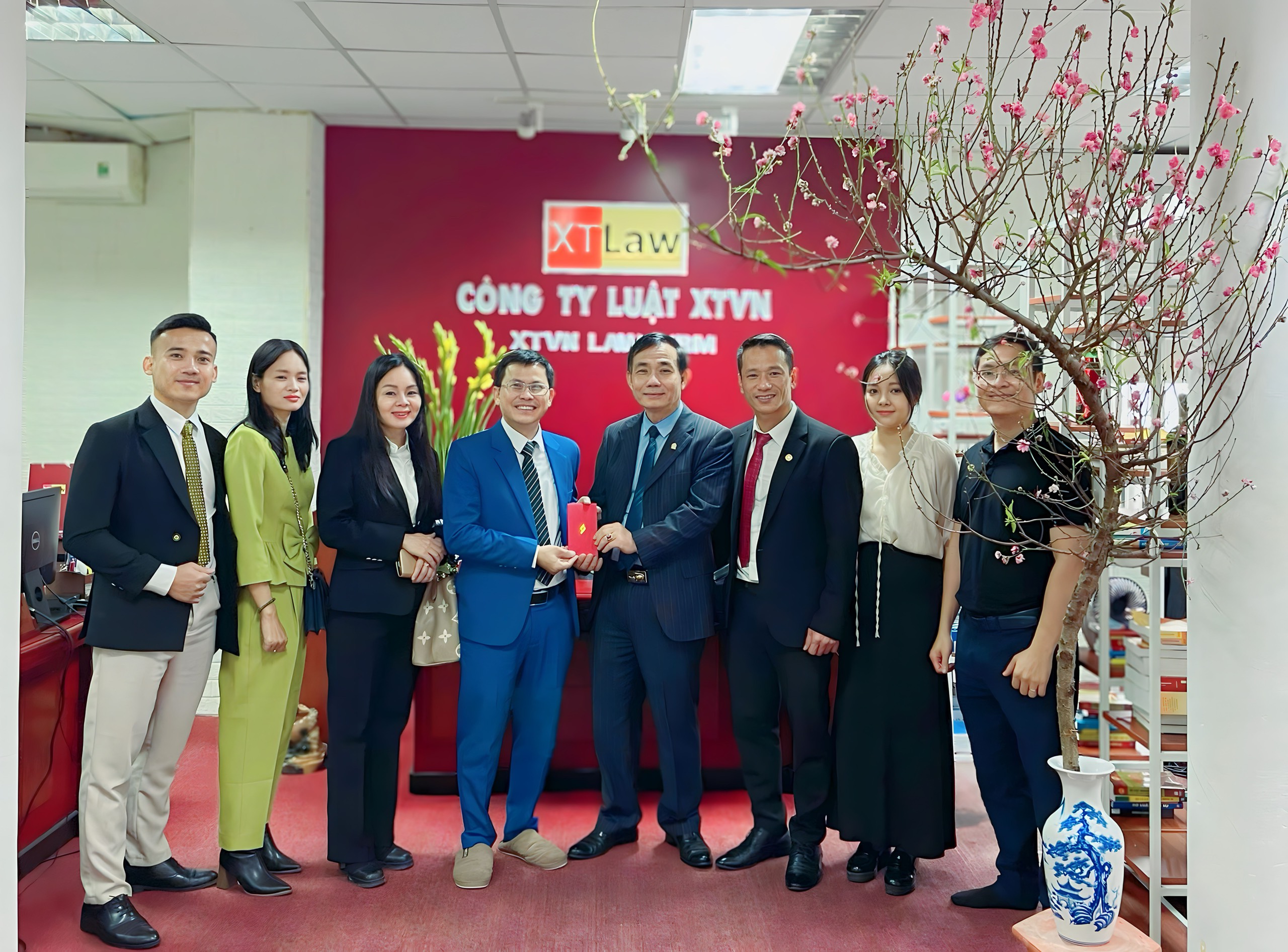 Lãnh đạo Cụm thi đua số 2 chúc Tết đầu năm Giáp Thìn 2024